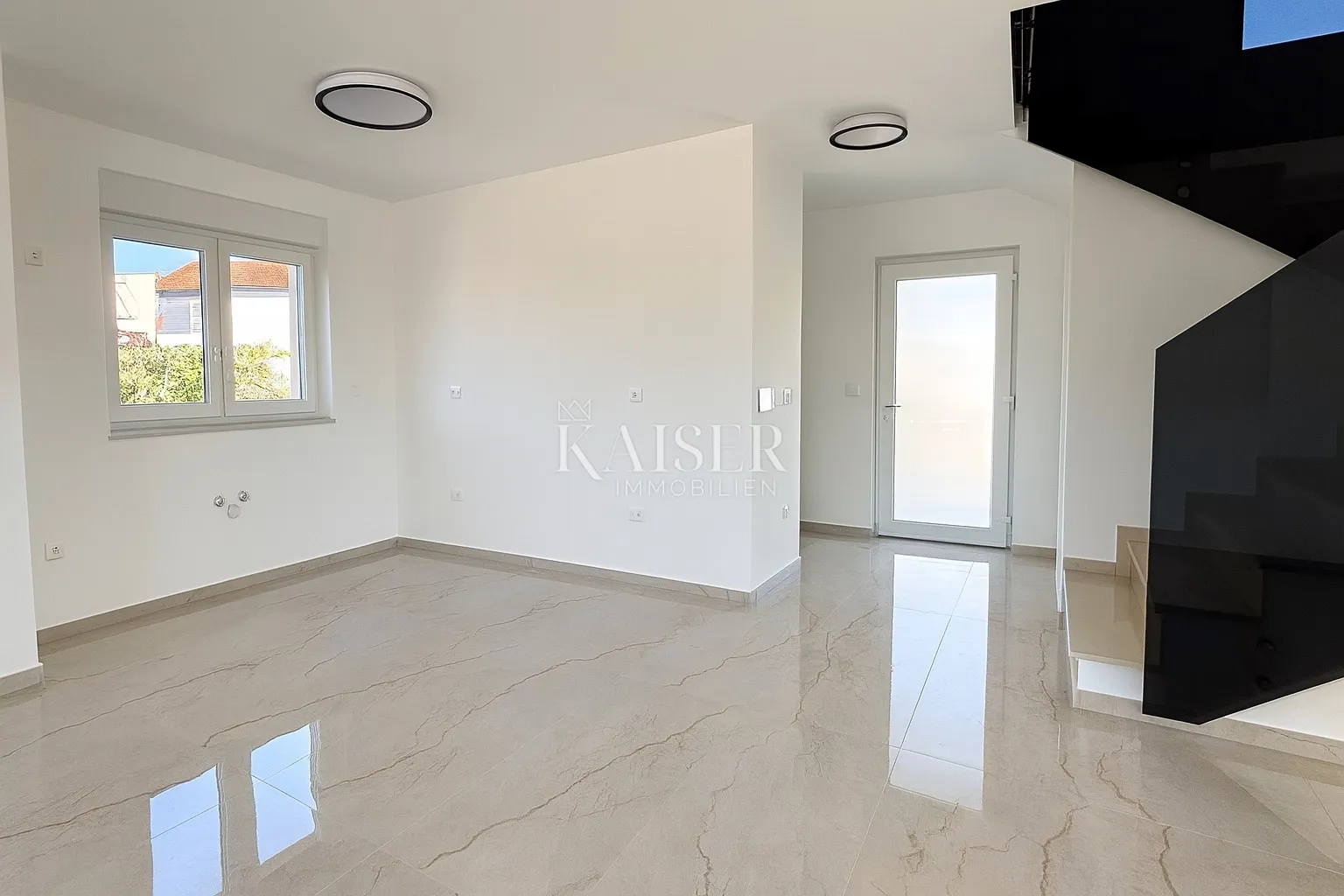 zadar – privlaka | moderna kuća s bazenom - slika 13