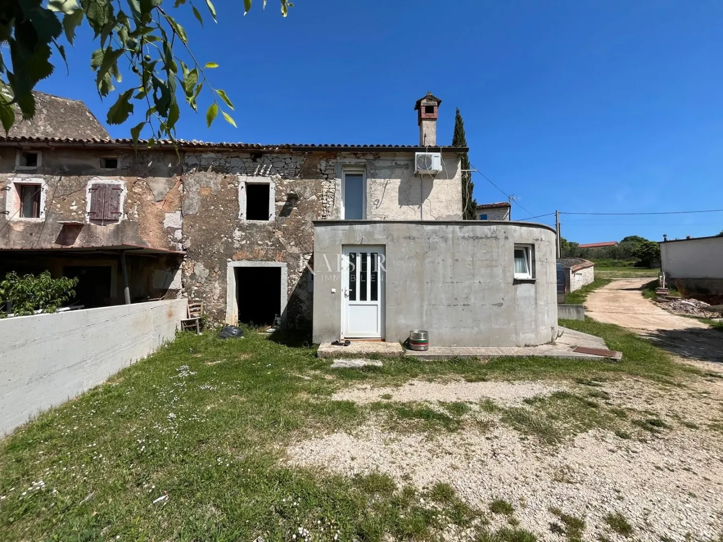 istra - poreč, kamena kuća sa okućnicom pogled more - slika 12