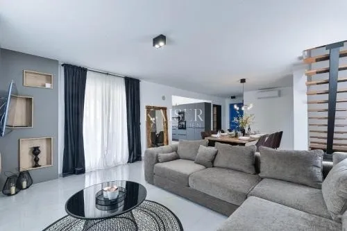 zadar, privlaka – elegantna samostojeća kuća s bazenom u dalmatinskom stilu - slika 10