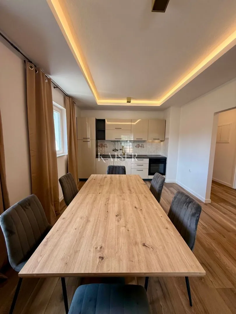 otok cres, cres - kuća sa 4 stana, 288m2, 50m od mora sa prekrasnim pogledom - slika 13
