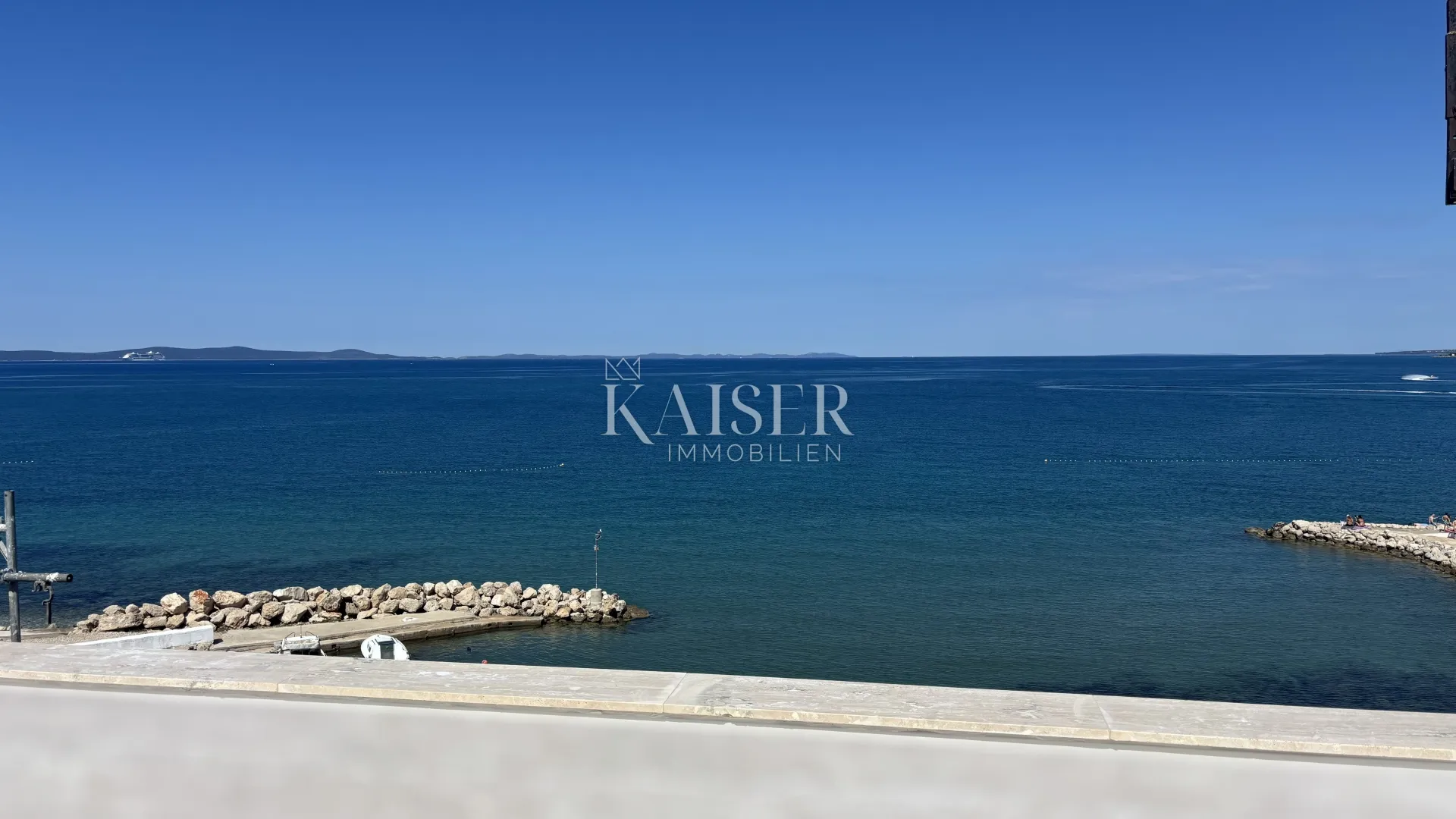 zadar – zaton | ekskluzivan apartman u prvom redu do mora s terasom i pogledom koji osvaja - slika 9