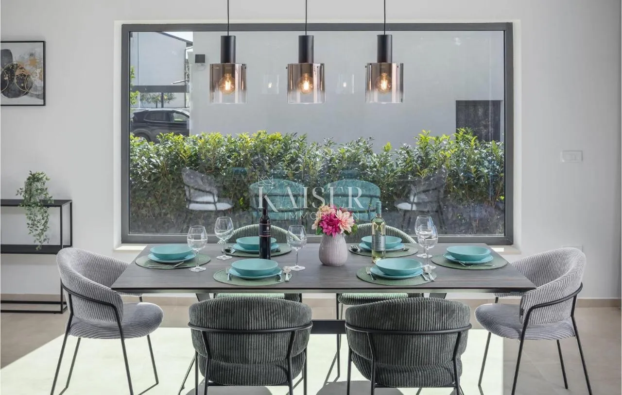 istra, novigrad - moderna vila 155m2 s bazenom - slika 16