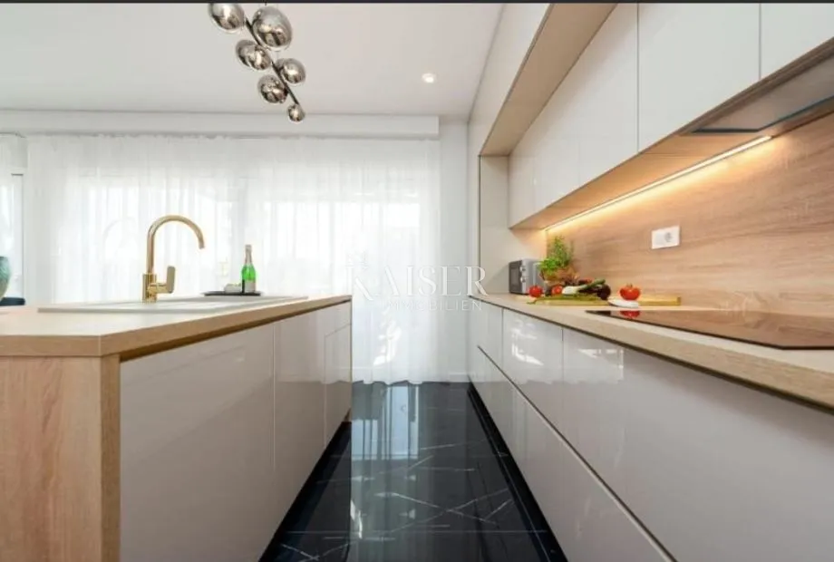 zadar, privlaka - moderna vila s bazenom, 50 m od mora - slika 8