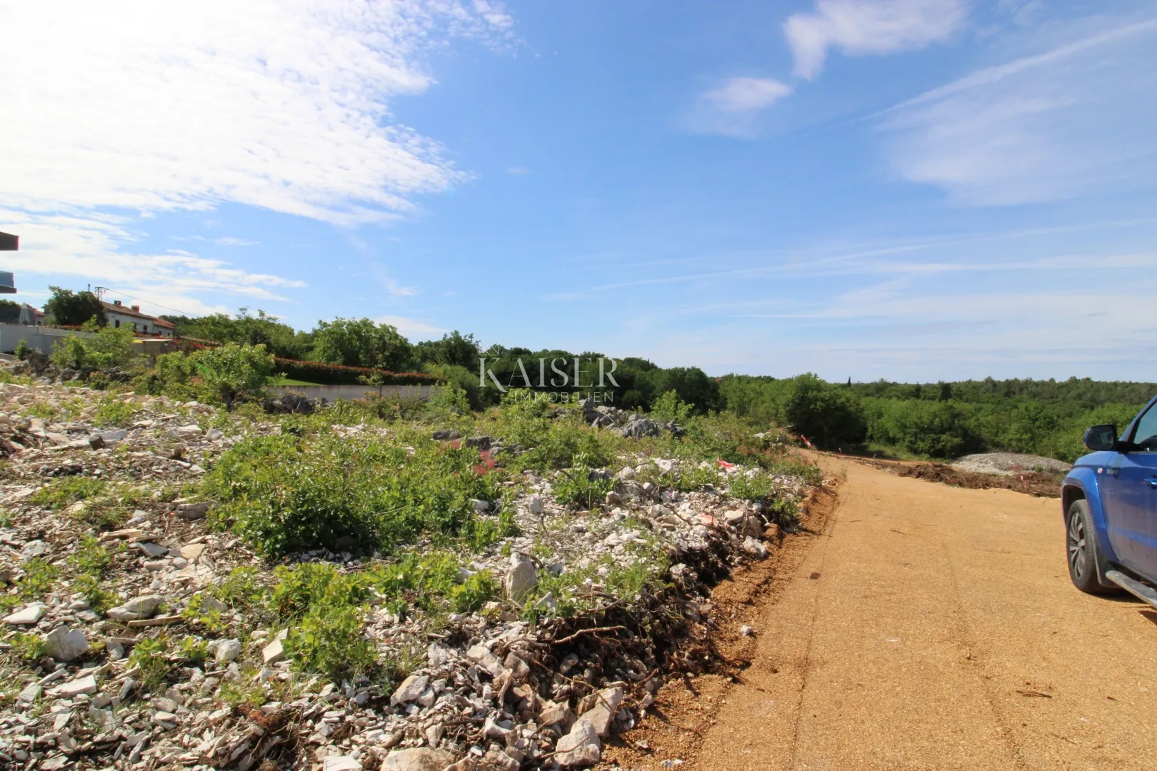trget - građevinsko zemljište, 820 m2 - slika 4