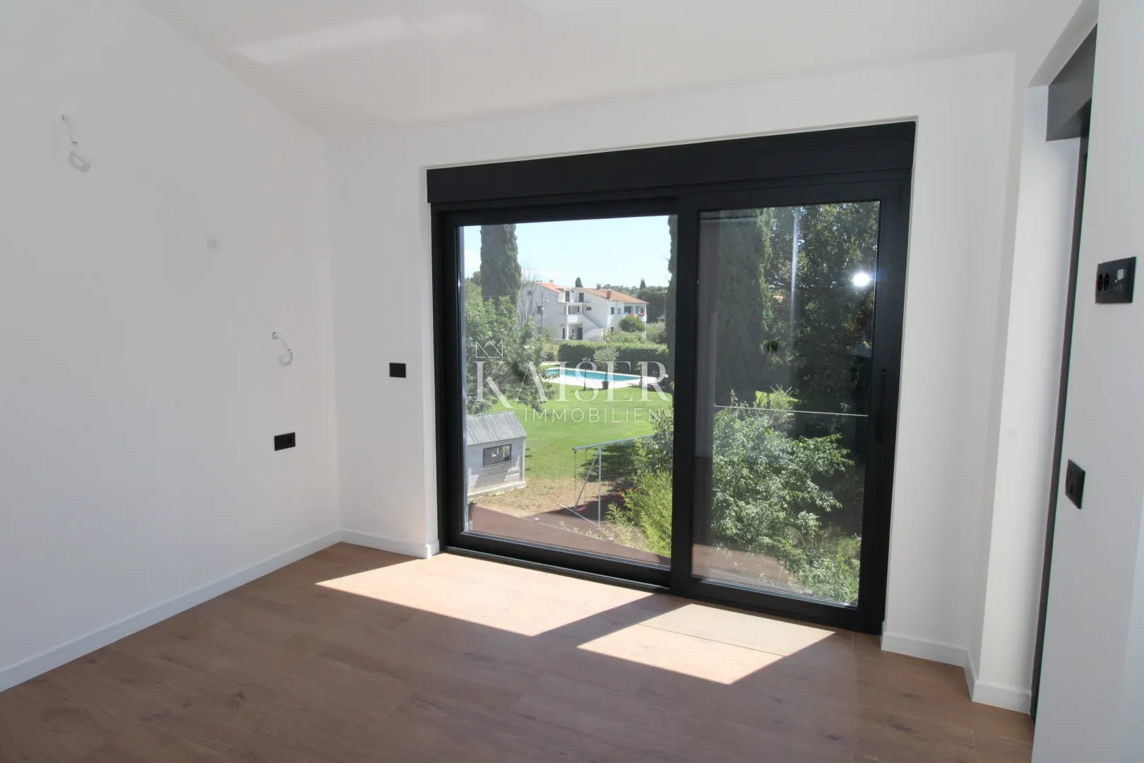 istra, poreč- luksuzna vila 210m2 s bazenom i jacuzziem u prirodi - slika 10