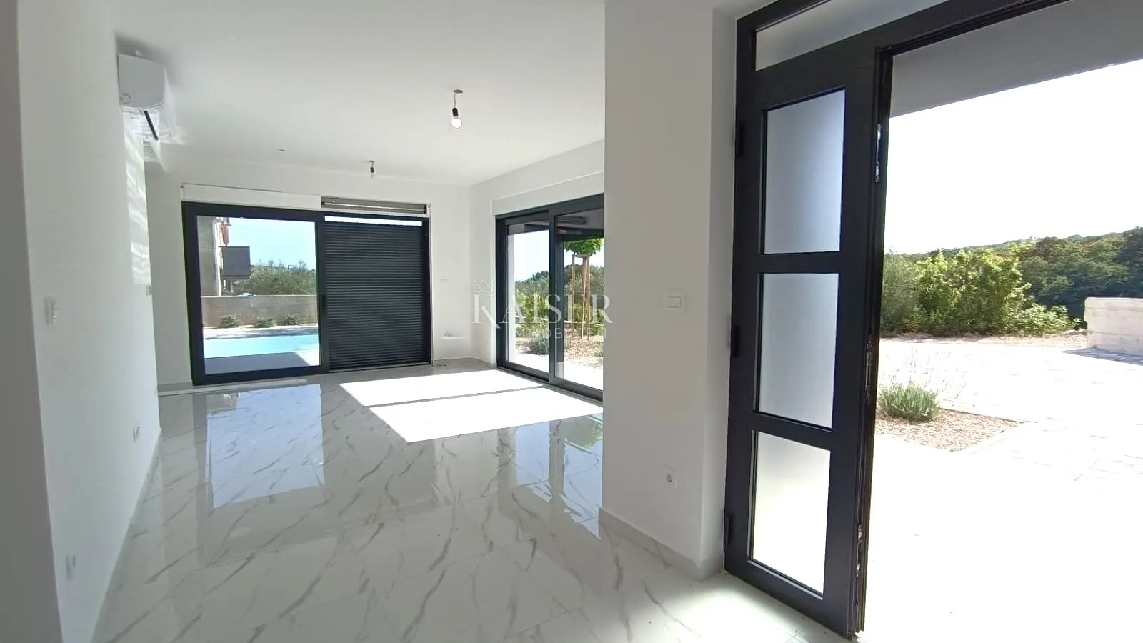 otok krk, kornić - moderna villa sa bazenom - slika 6
