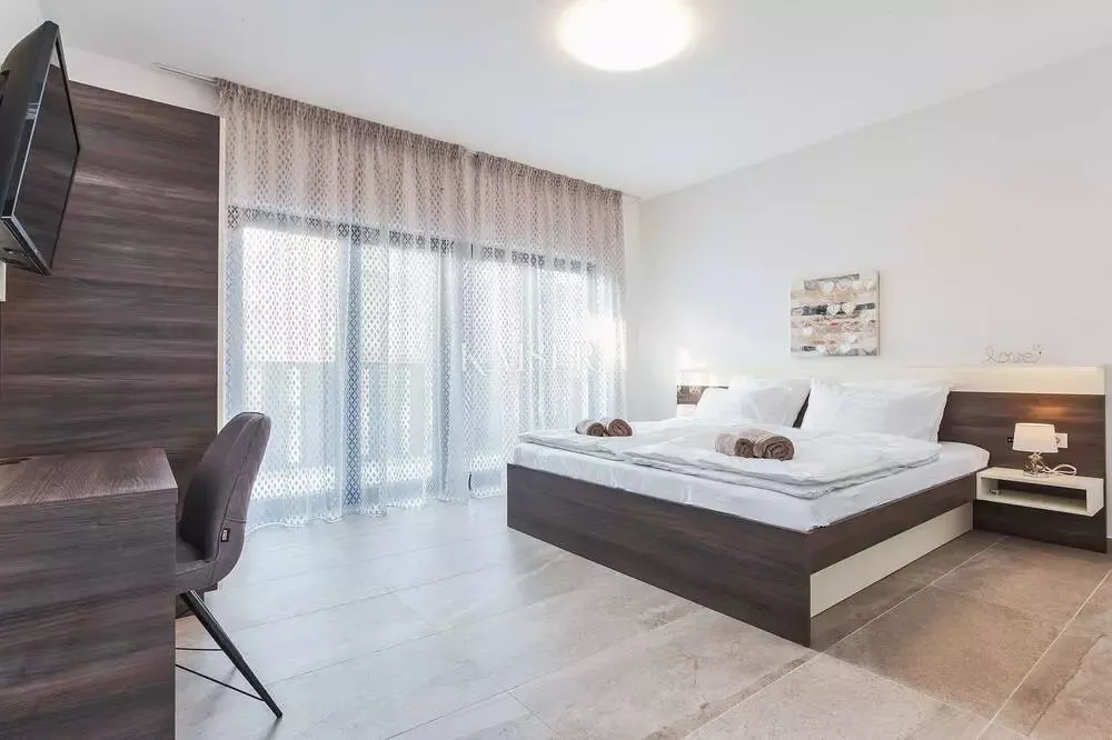 istra - poreč, moderna vila sa bazenom, 800m od mora - slika 20
