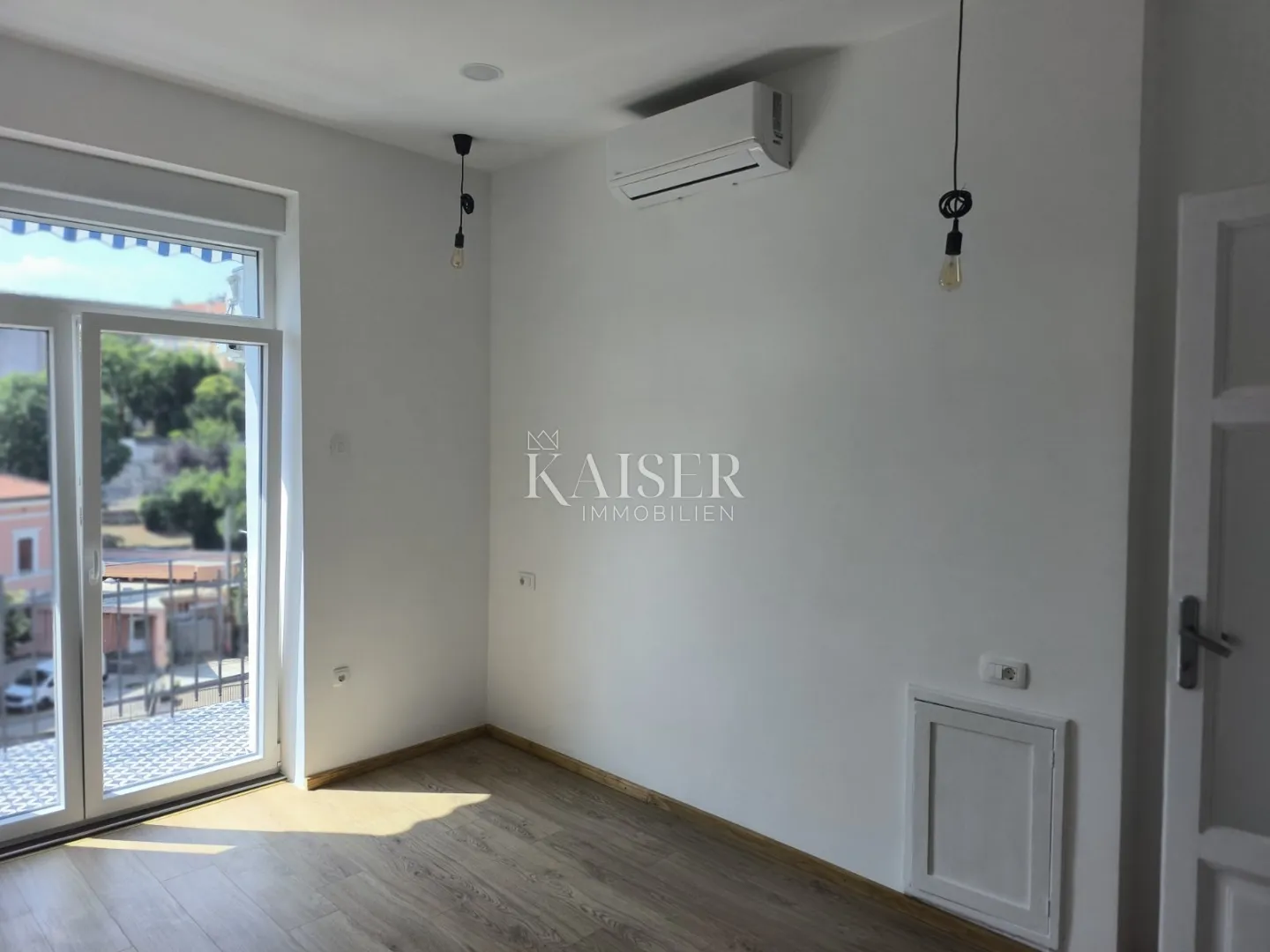 rijeka, potok- prostrani renovirani stan 125 m2 - slika 6
