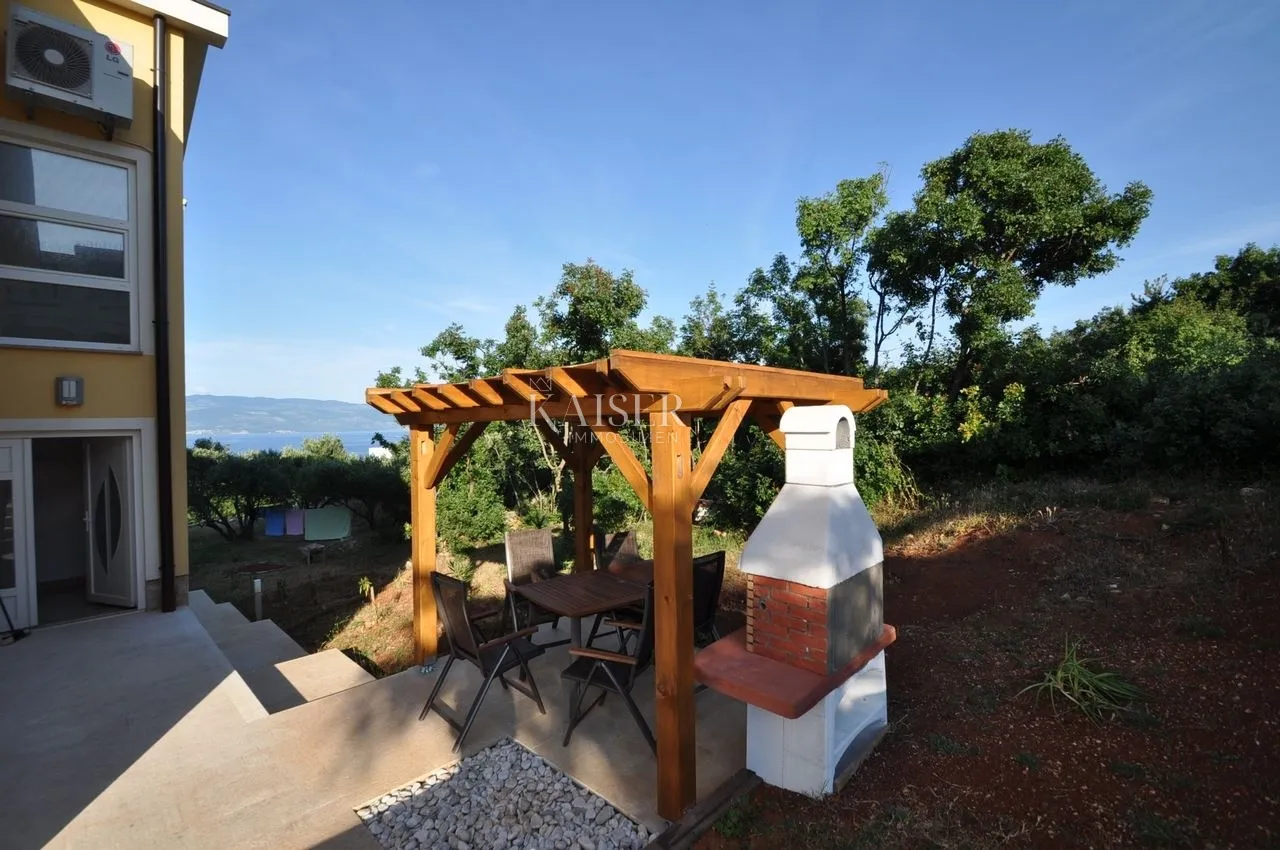 vrbnik, otok krk- apartman 93m2 s pogledom na more - slika 16