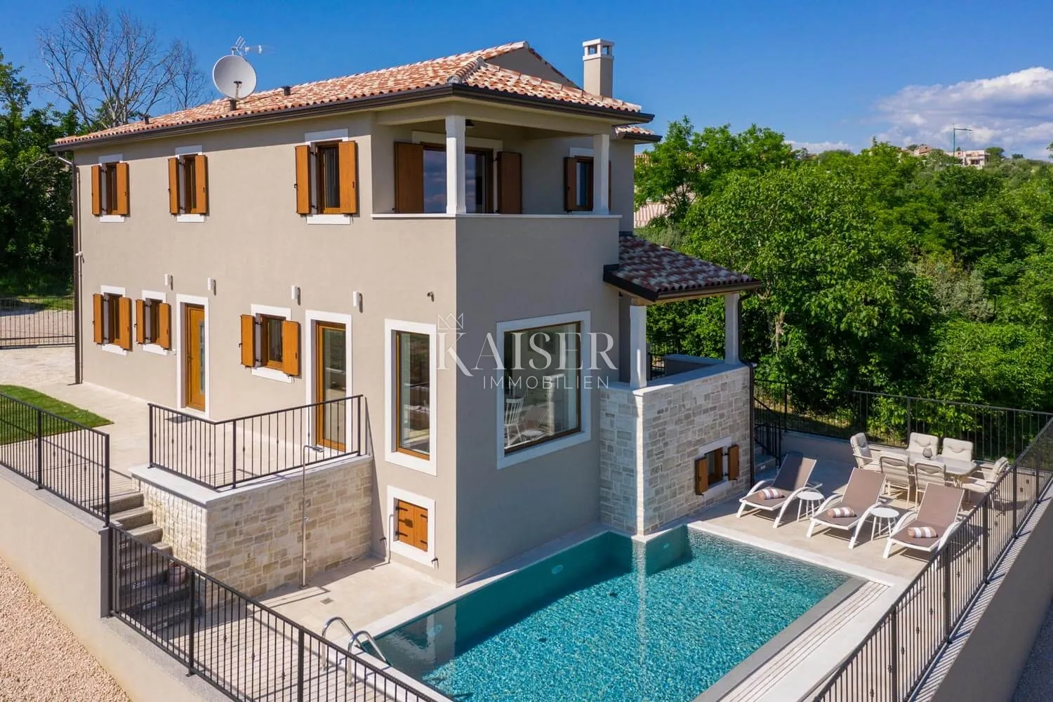 istra, buje- kuća 150m2 s bazenom i pogledom na more - slika 34