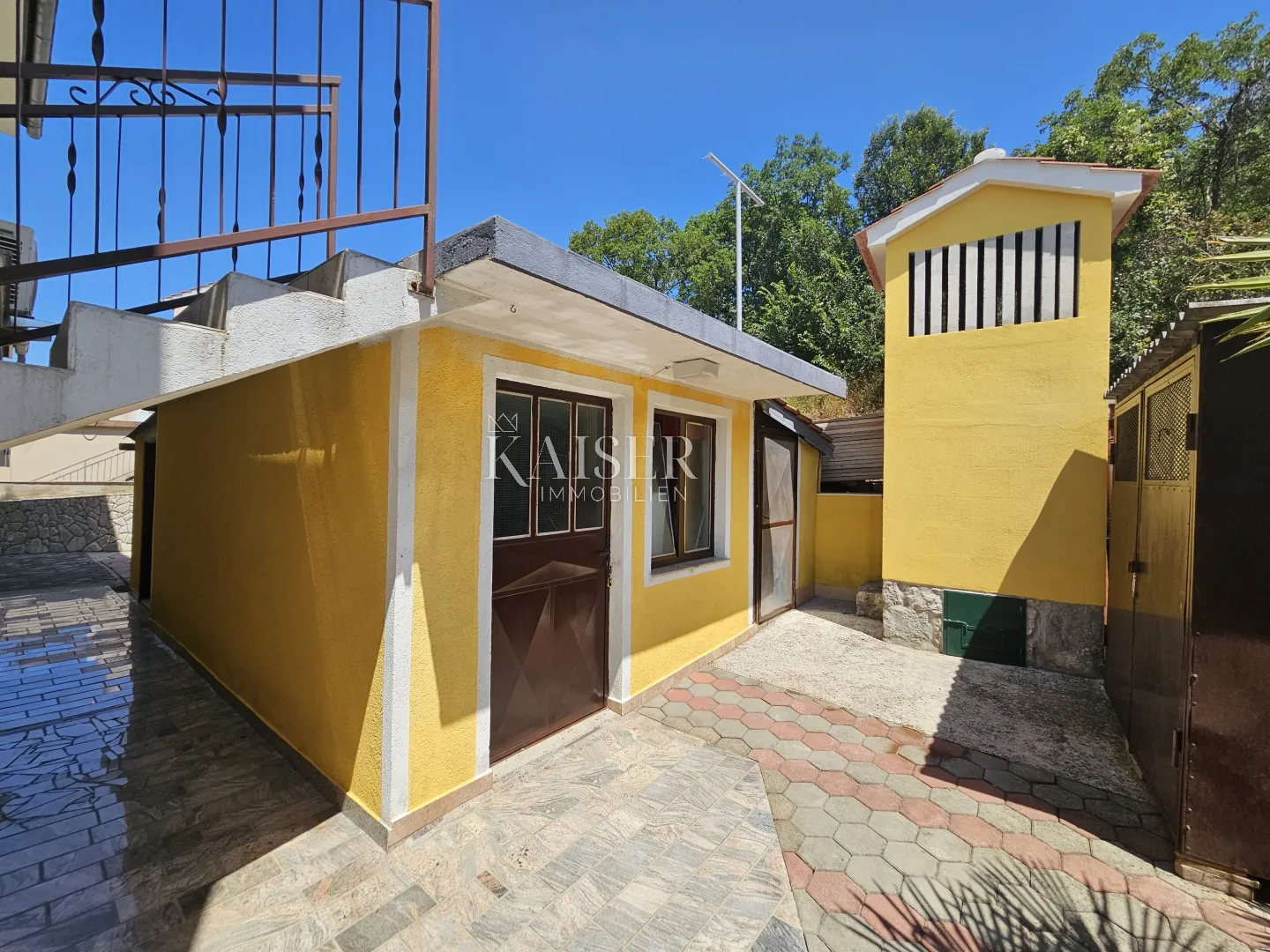 otok krk, malinska - kuća sa 4 apartmana - slika 22