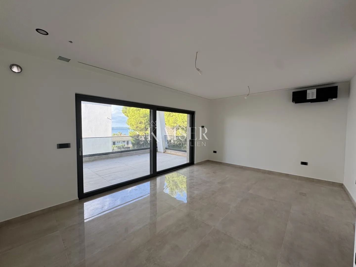 zadar, diklo - luksuzan namješten penthouse (103m2) 70 m od plaže - slika 10