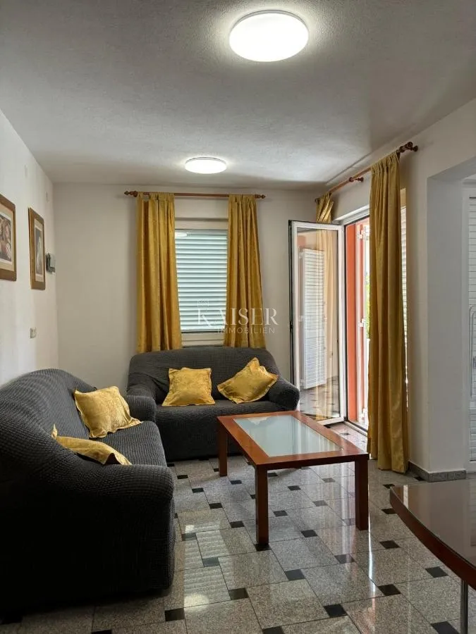 sveti filip i jakov - vila prvi red do mora - slika 20