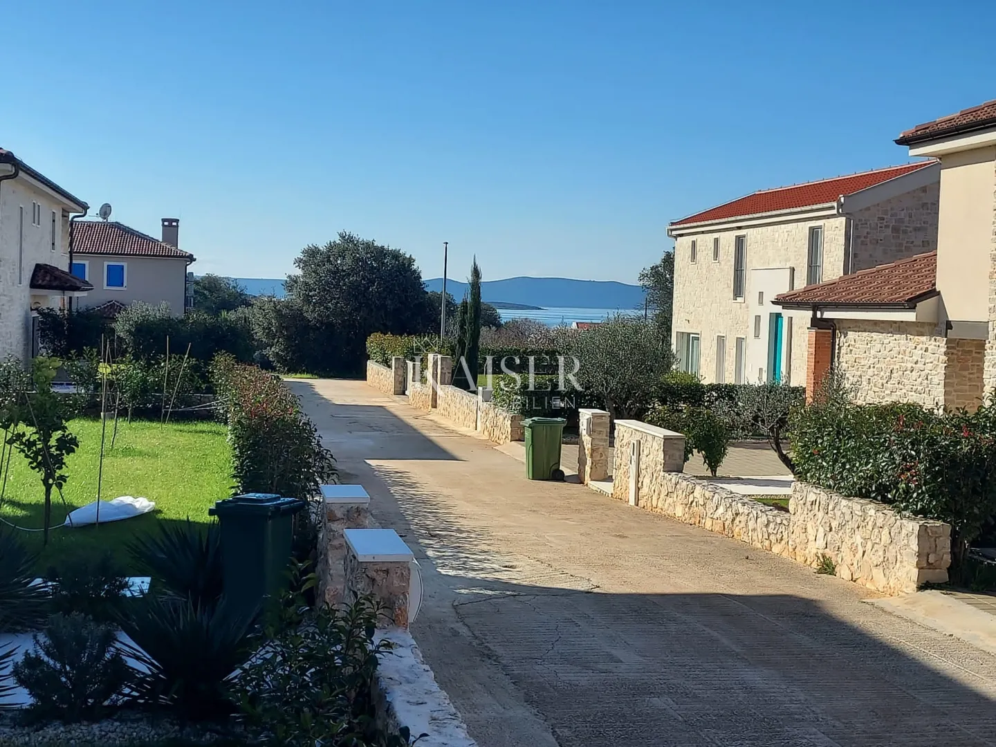zadar, otok ugljan: građevinsko zemljište 290m od mora - slika 17