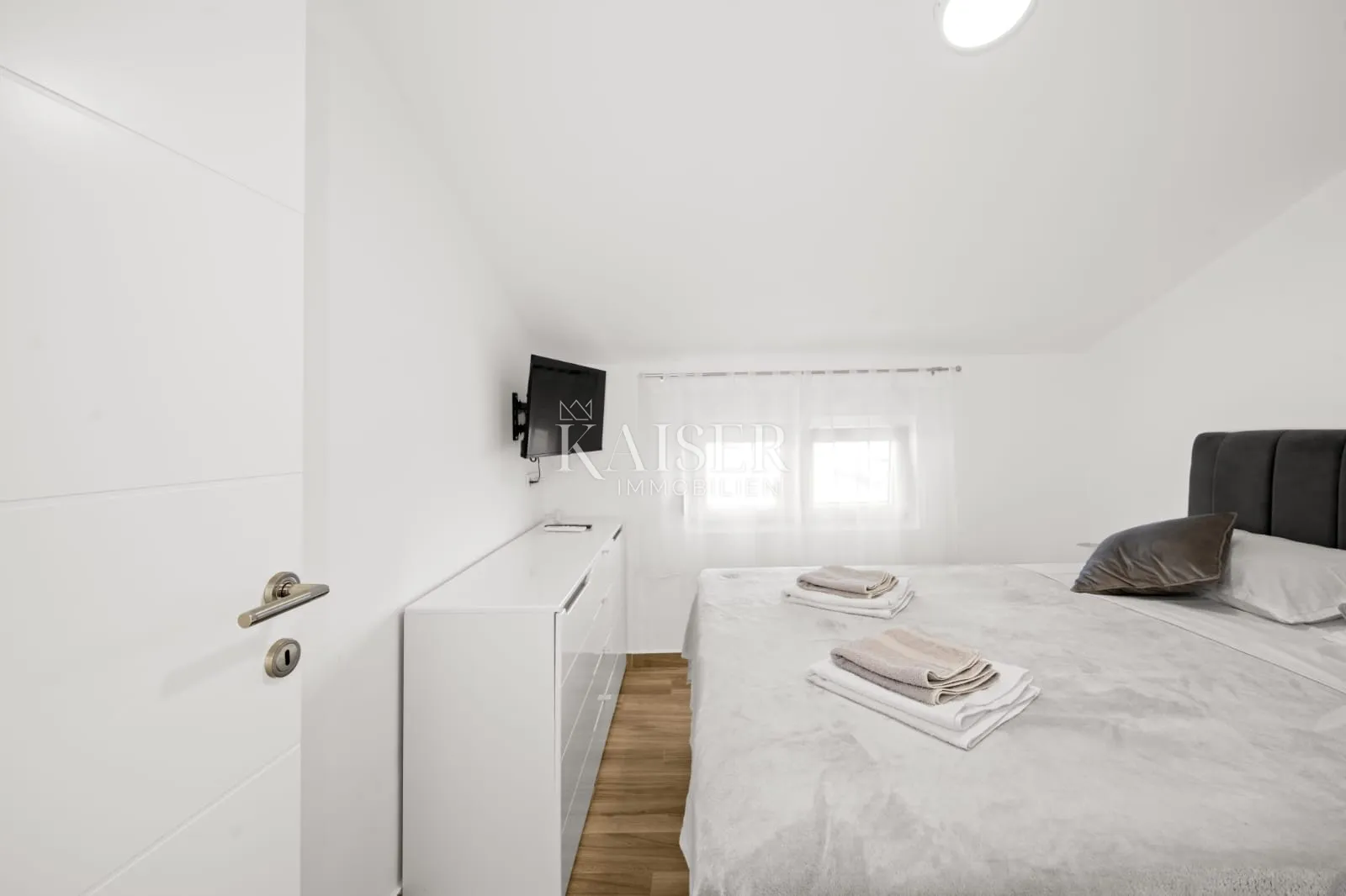 biograd, okolica - kuća sa bazenom, 145m2 - slika 17