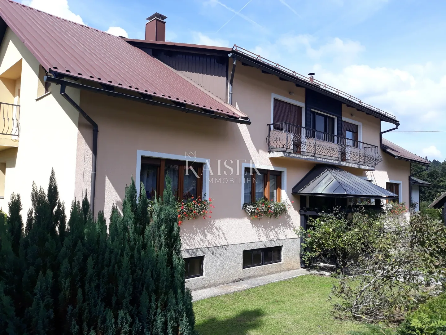 delnice - kuća sa pet stanova, idealna prilika za investitore - slika 20