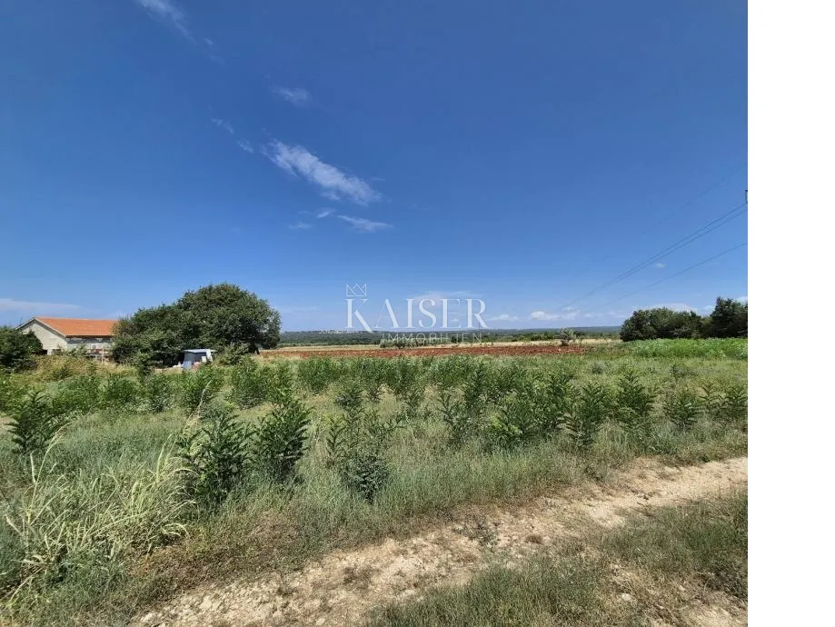 istra, poreč - građevinsko zemljište 3 km od mora - slika 3
