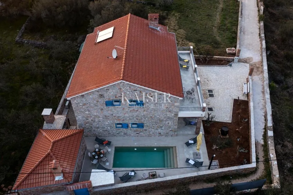 autentična kamena vila s bazenom, samo 30 metara od mora, otok pašman – ždrelac - slika 11