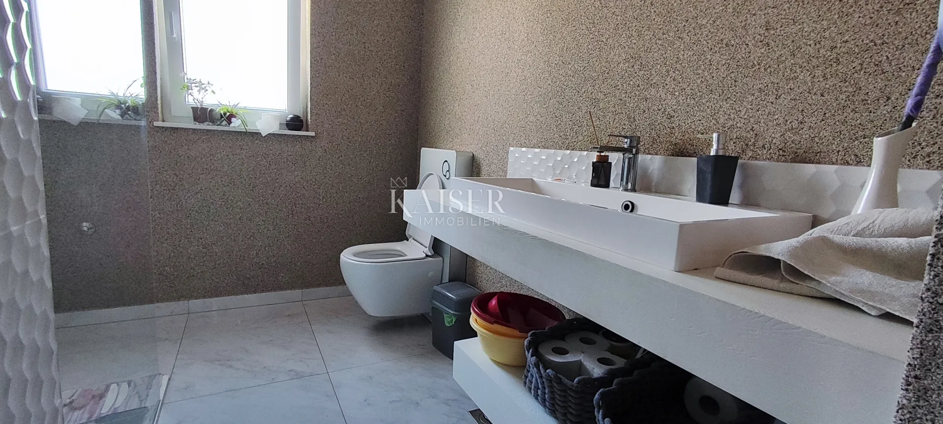 novi labin - kuća s poslovnim prostorom, 310 m2 - slika 4