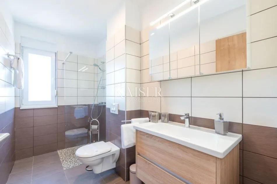 sukošan, zadar - moderan dvosoban apartman s lođom i pogledom na more - slika 24