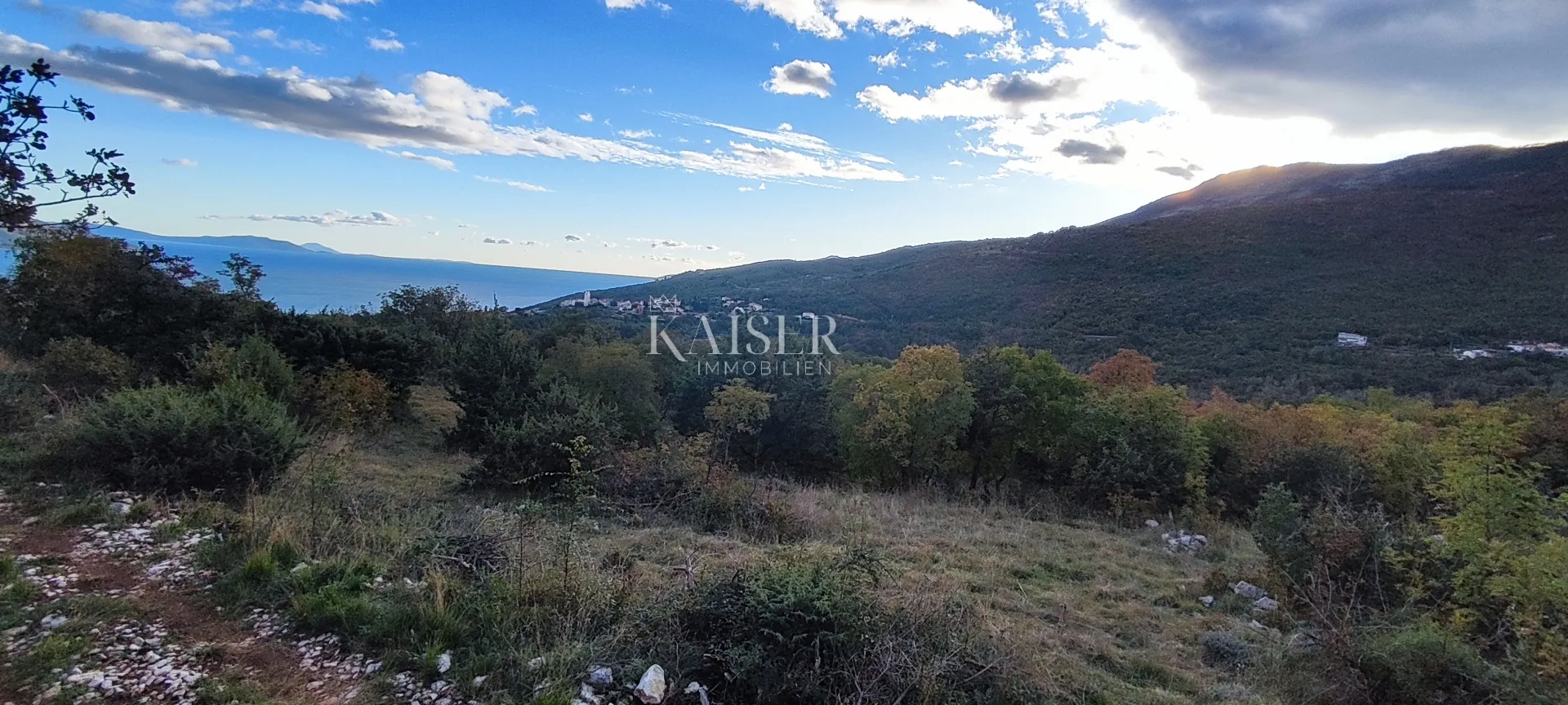 mošćenička draga - građevinsko zemljište s prekrasnim pogledom na more, 5.500 m2 - slika 5