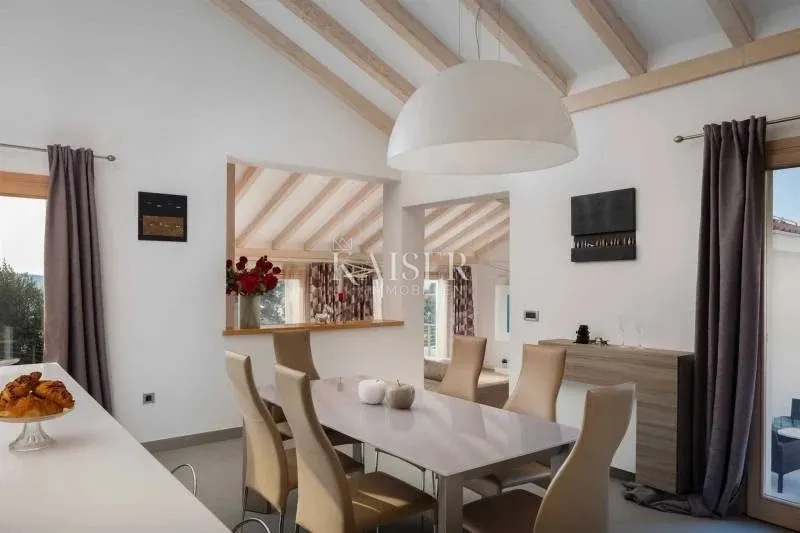 šibenik-žaborić – luksuzna vila 358 m² s bazenom, konobom i panoramskim pogledom - slika 17