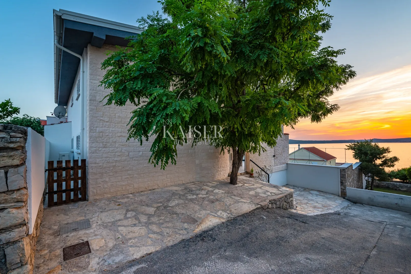 zadar, novigrad - villa s bazenom 250m2, 70m od mora - slika 22