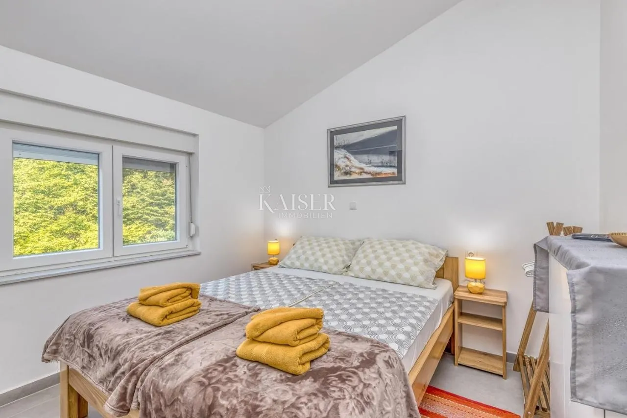 tinjan - dvije dvojne kuće s bazenom, 170 m2 - slika 11