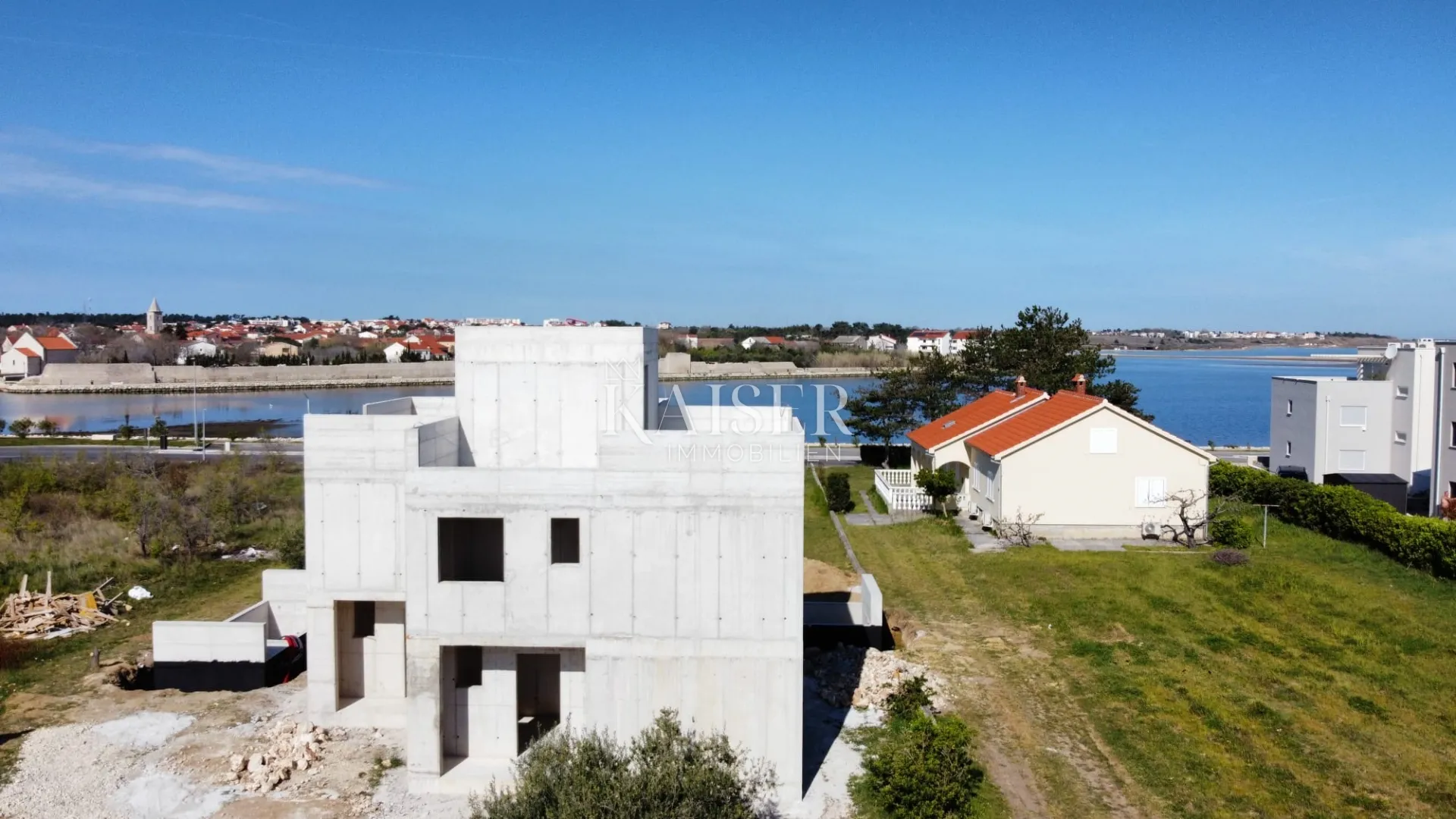 zadar, nin-luksuzna dvojna kuća s bazenom i krovnom terasom , 60 m od mora - slika 10