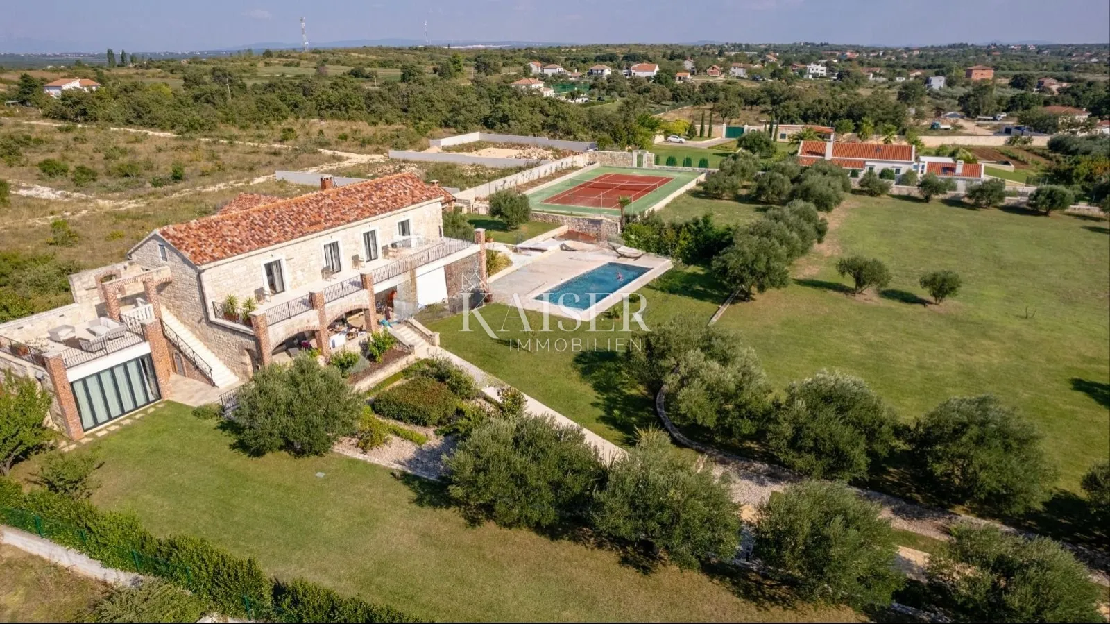 zadar, murvica – jedinstvena kamena vila na rakošnom posjedu s vrhunskim sadržajima i mediteranskim šarmom - slika 3