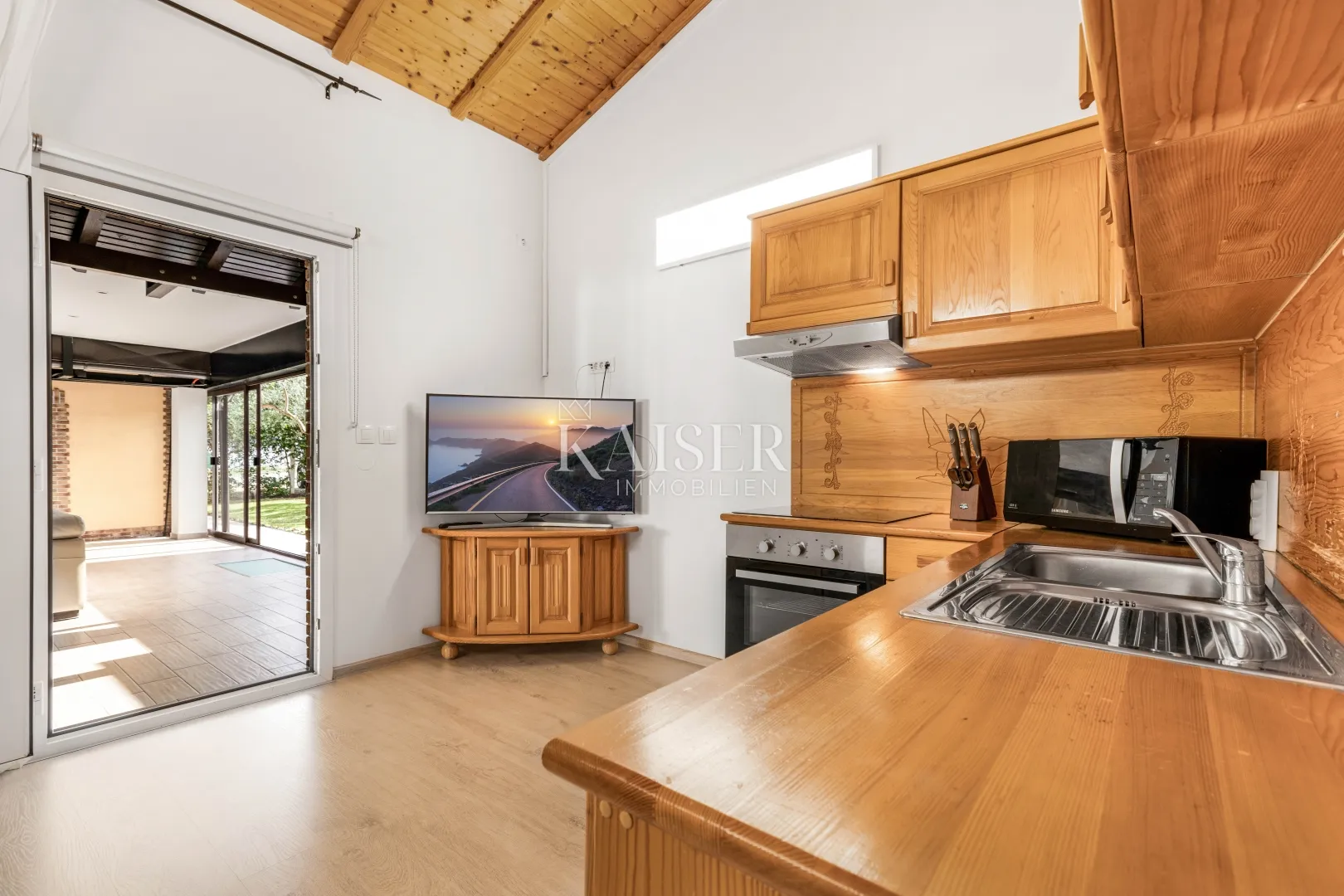 istra,medulin- moderna predivna kuća 460m2 blizu mora - slika 19