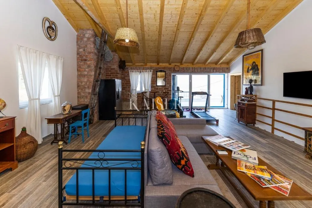 autentična kamena vila s bazenom, samo 30 metara od mora, otok pašman – ždrelac - slika 5