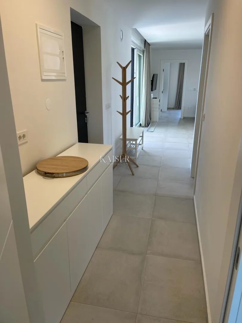 istra - poreč, stan sa bazenom i krovnom terasom - slika 7