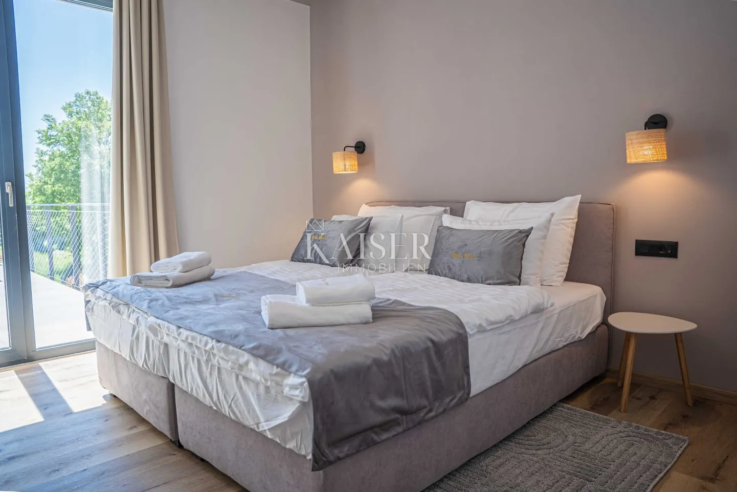 istra, višnjan - moderna vila s bazenom - slika 33