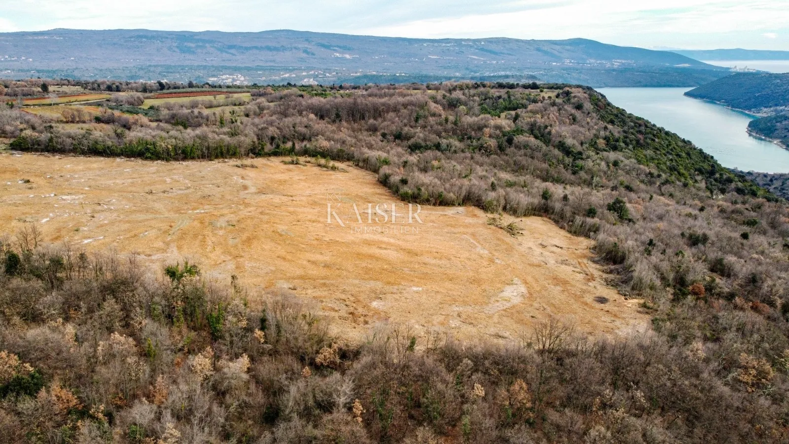 rakalj - zemljište za izgradnju 50 vila, 45 000 m2 - slika 13