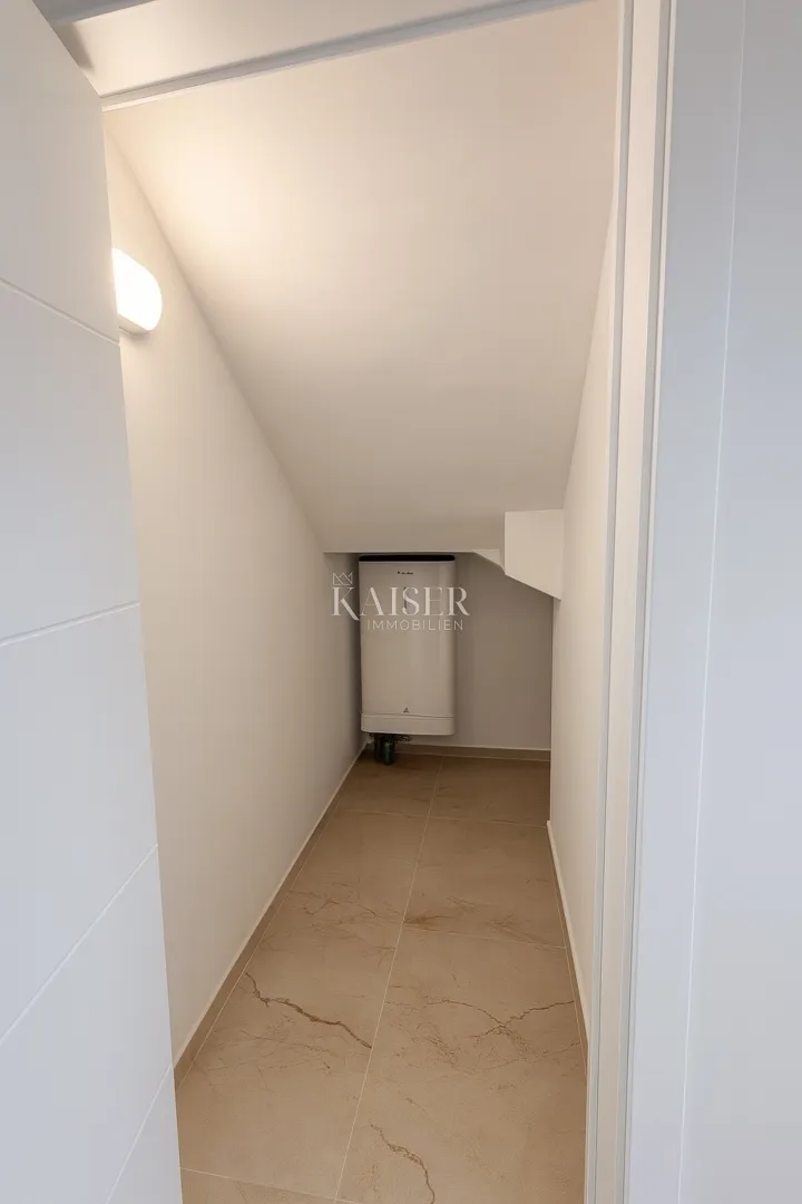 zadar – privlaka | moderna kuća s bazenom - slika 19