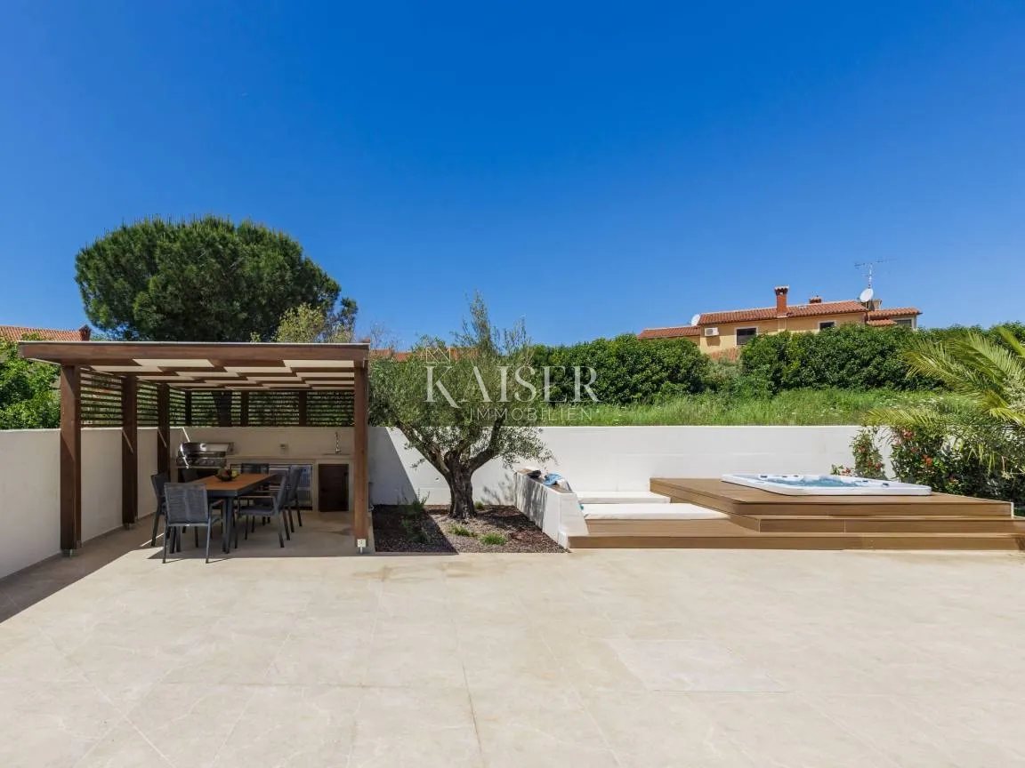istra - poreč, moderna vila sa saunom i wellnessom - slika 29