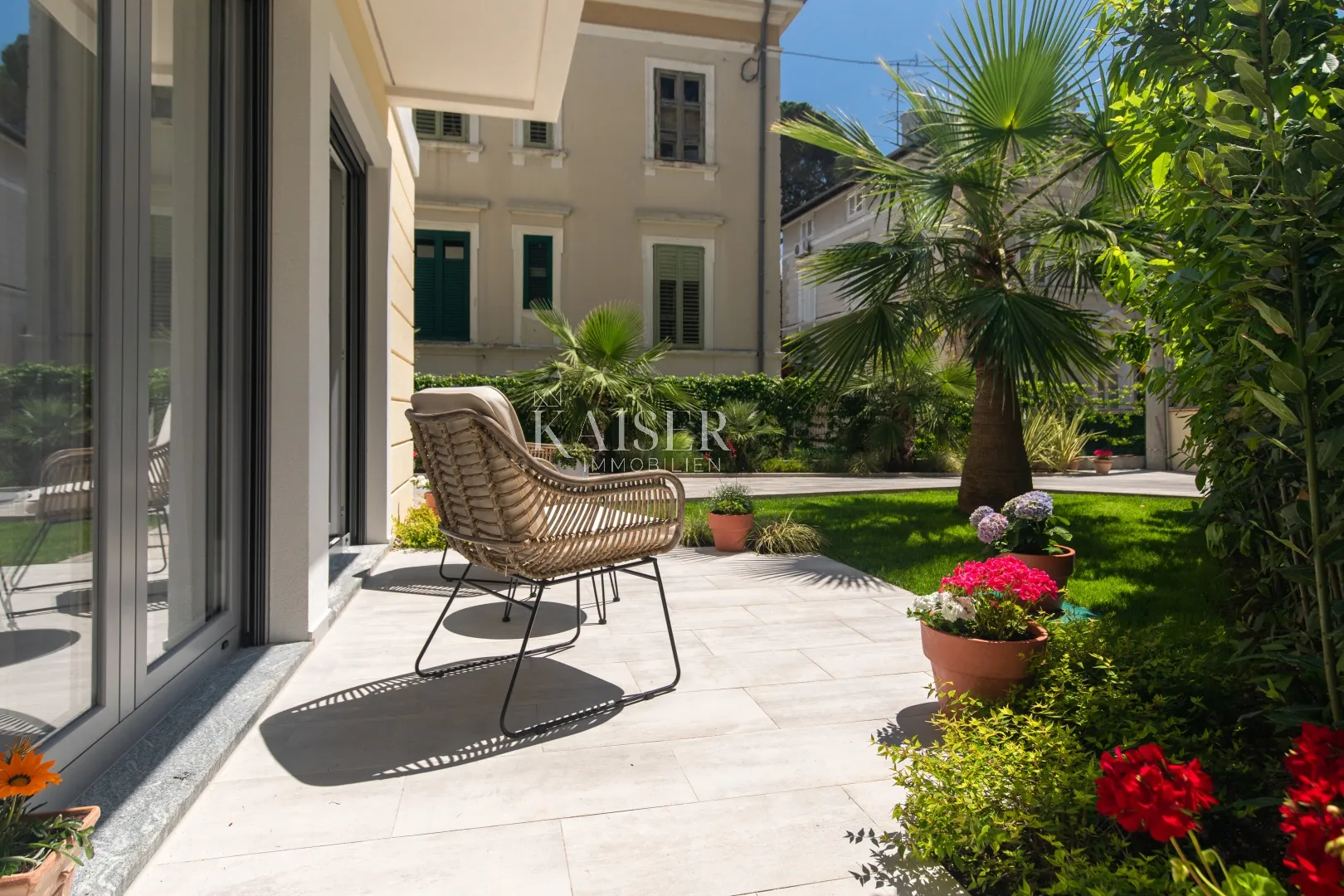 opatija- ekskluzivna vila u samom centru, 216m2 - slika 2