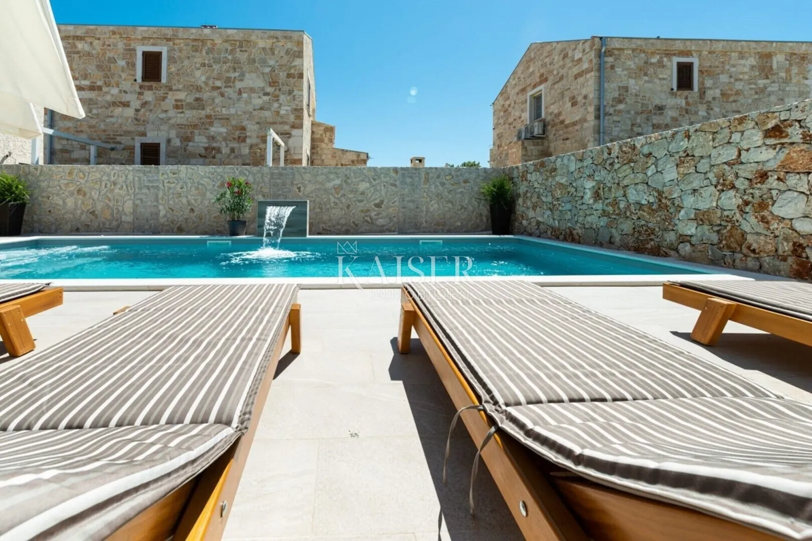 zadar – privlaka, luksuzna kamena vila s bazenom, jacuzzijem i wellness kutkom - slika 38
