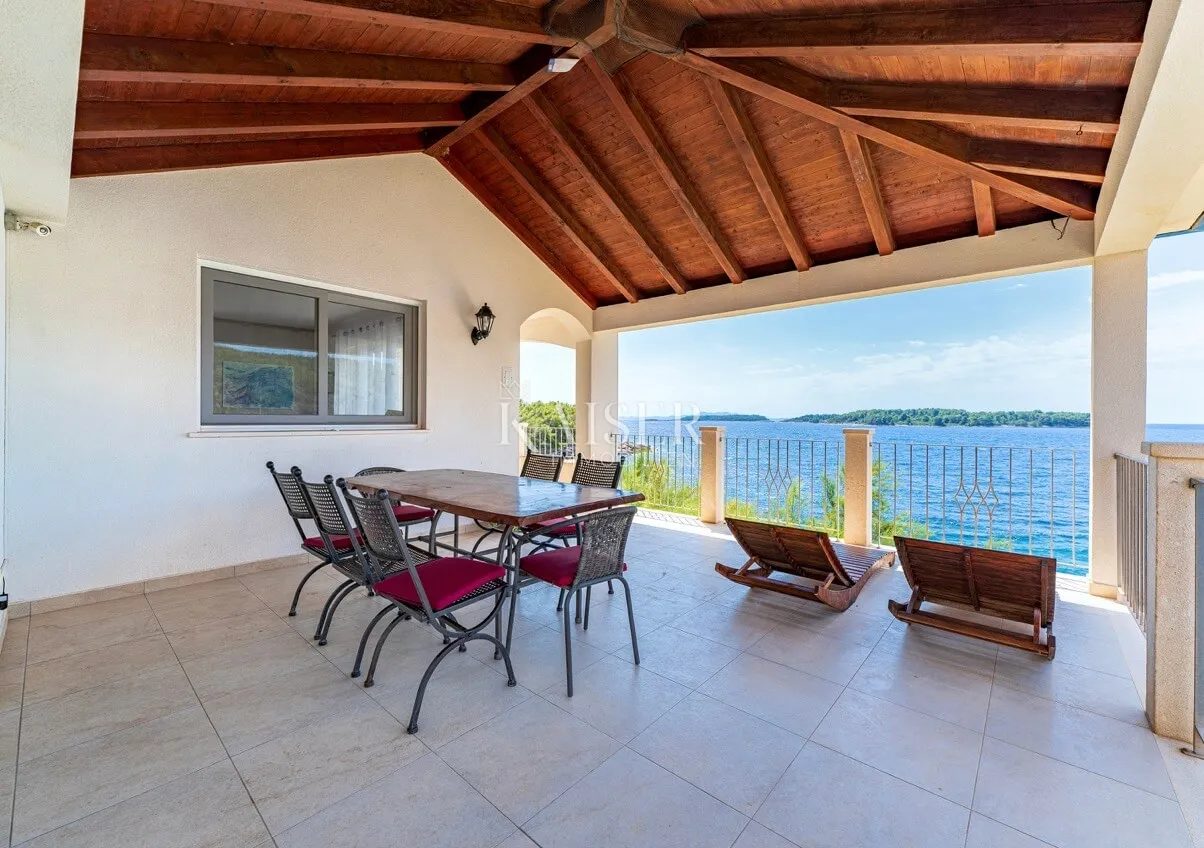 otok korčula - prekrasna i zadivljujuća vila uz more - slika 37