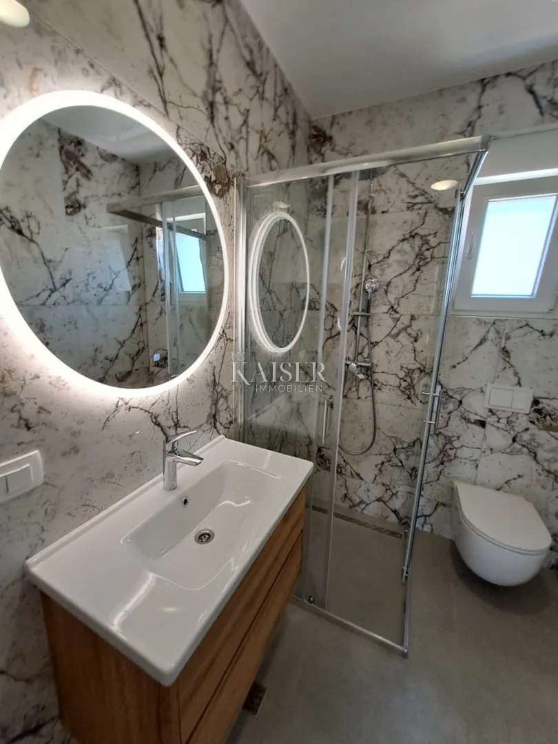 sukošan, zadar-ekskluzivni penthouse s krovnom terasom, 100 m od mora - slika 17