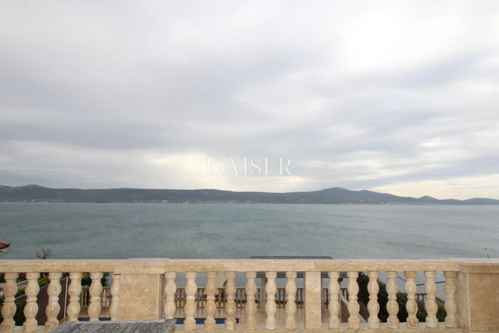 zadar,sv.petar- mediterasnka raskošna vila prvi red do mora - slika 60