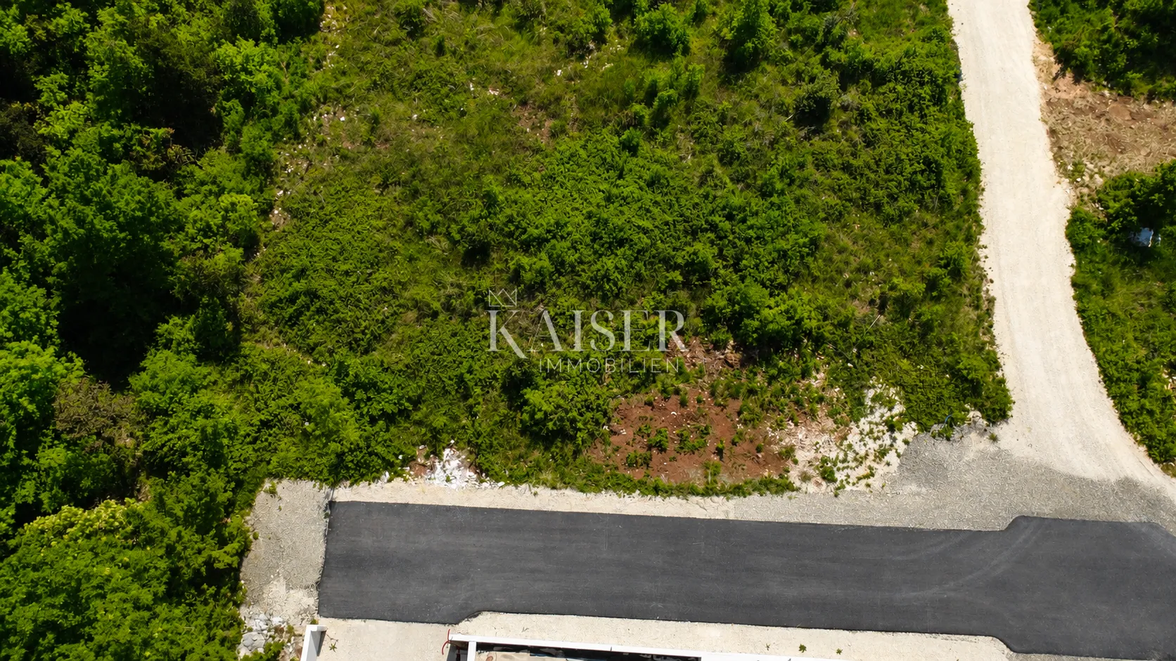 istra, peruški- građevinsko zemljište 656m2 s projektom - slika 4