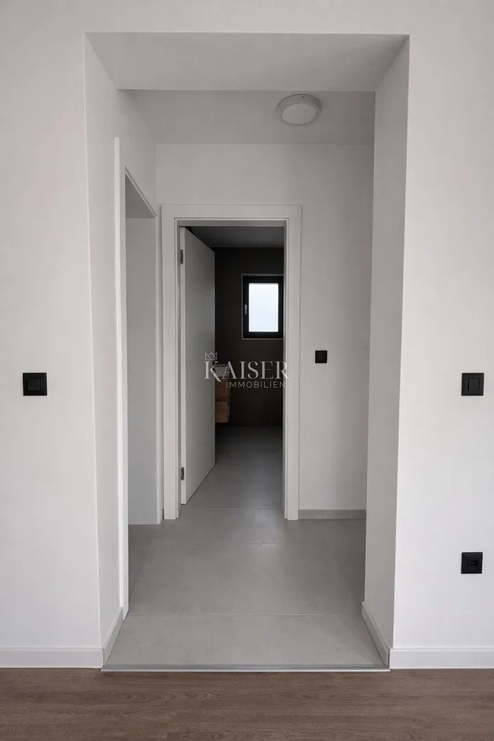 zadar – privlaka | apartman s krovnom terasom i pogledom, 200 m od mora - slika 15