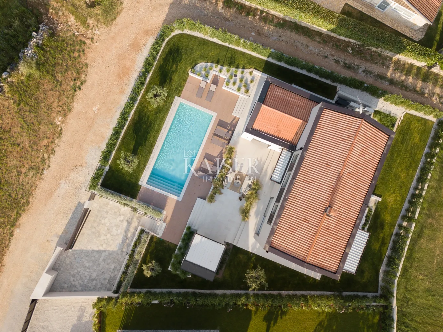 istra, poreč okolica - luksuzna vila s bazenom - slika 8