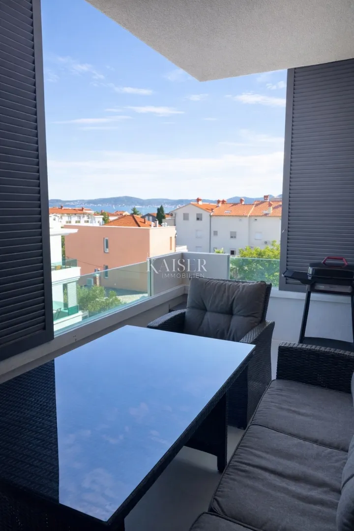 zadar–borik | moderan trosobni stan s dva balkona i pogledom na more - slika 13