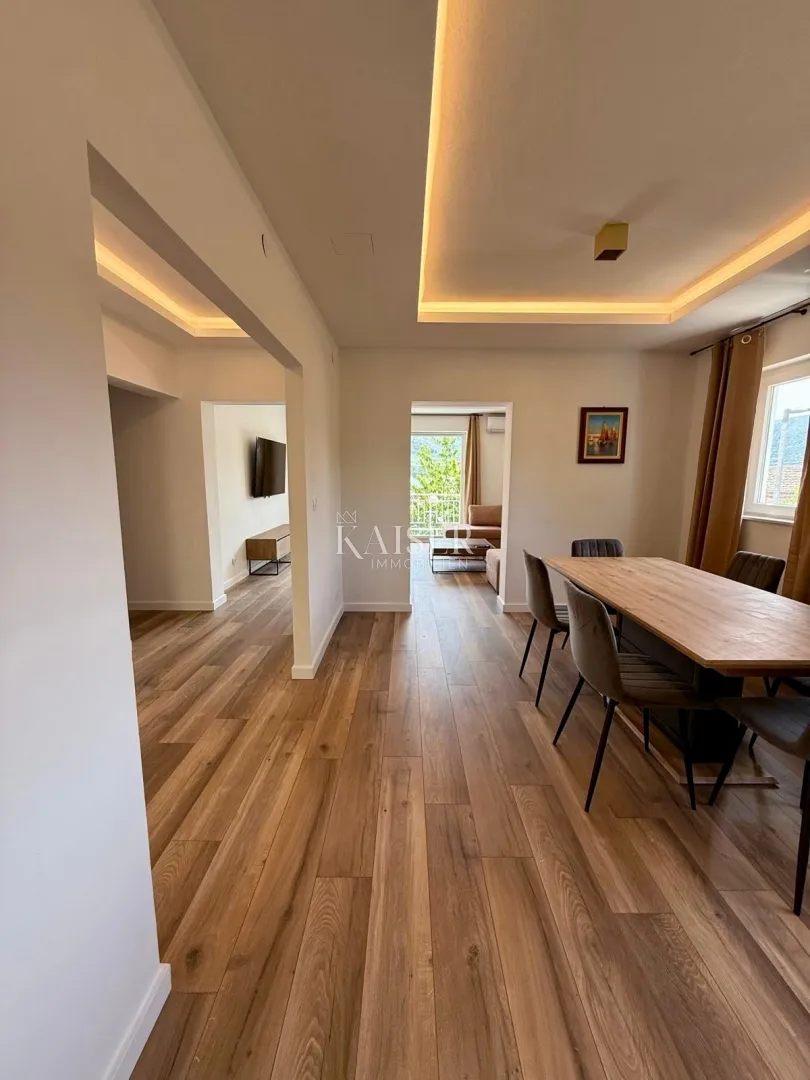 otok cres, cres - kuća sa 4 stana, 288m2, 50m od mora sa prekrasnim pogledom - slika 10