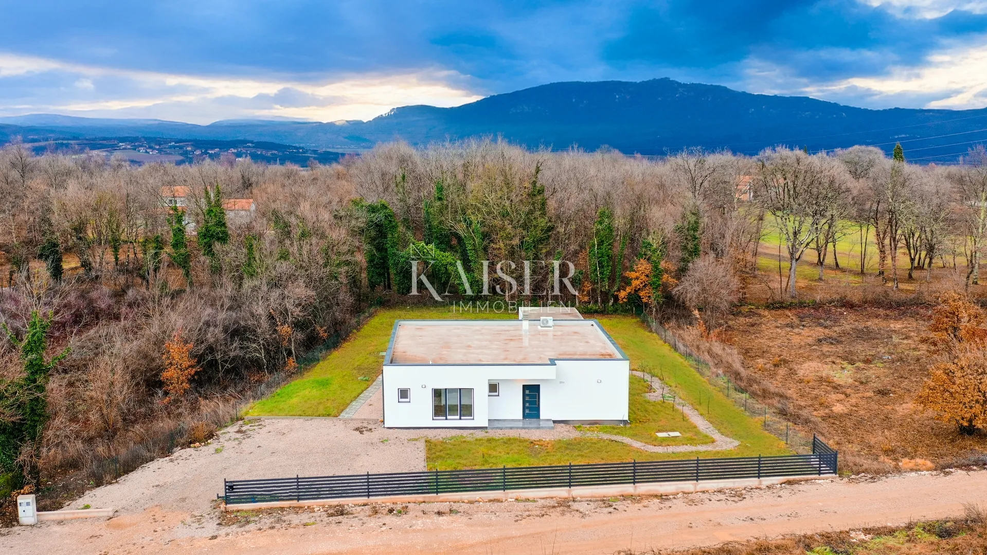 istra, labin - novogradnja s bazenom u prirodi, 137 m2 - slika 13