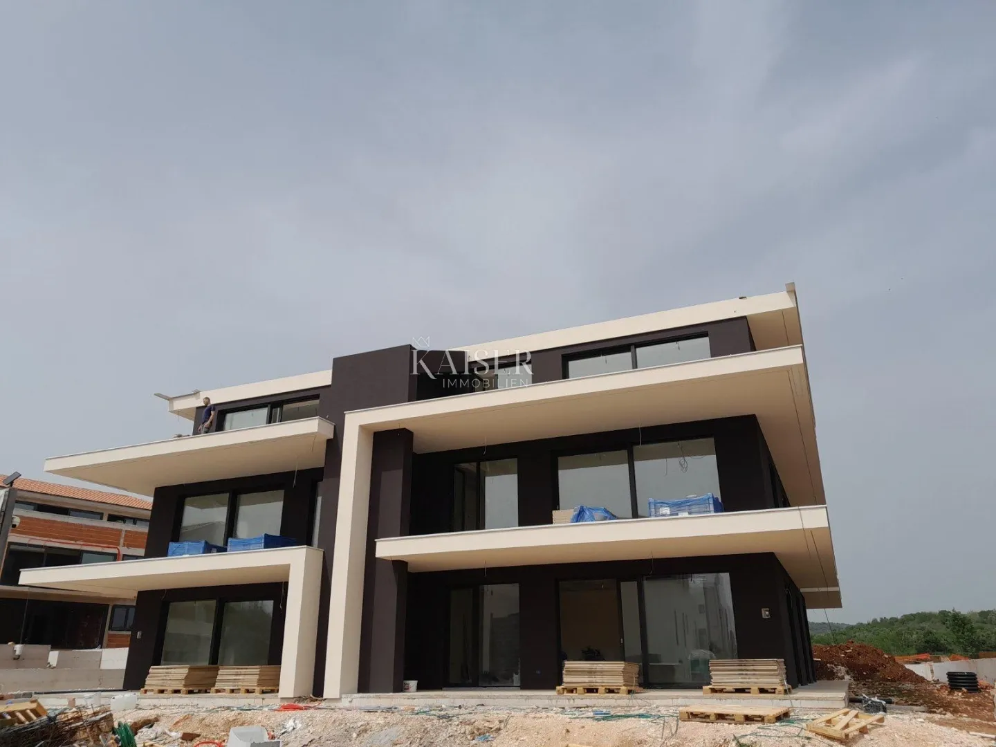 istra - rovinj, luksuzan stan u prizemlju blizu mora - slika 29