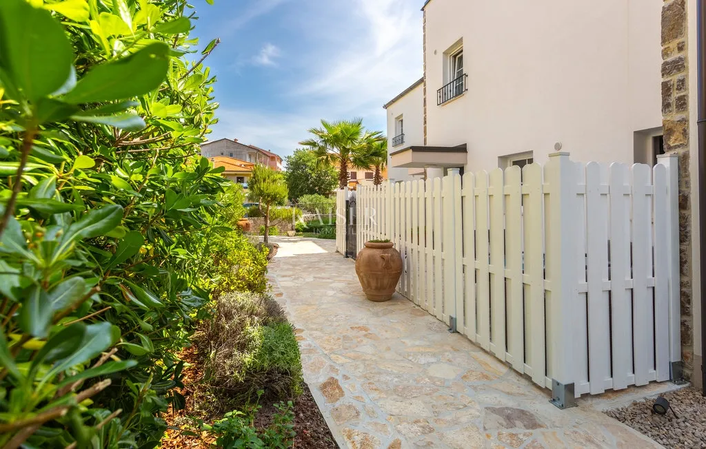 kornić, otok krk- vila 110m2 s pogledom na more i bazenom - slika 23
